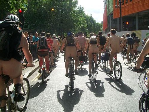 World Naked Bike Ride - London 2009 (Wikimedia Commons)